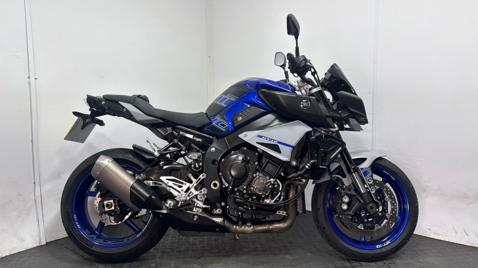 Yamaha Mt-10 (16MY)
